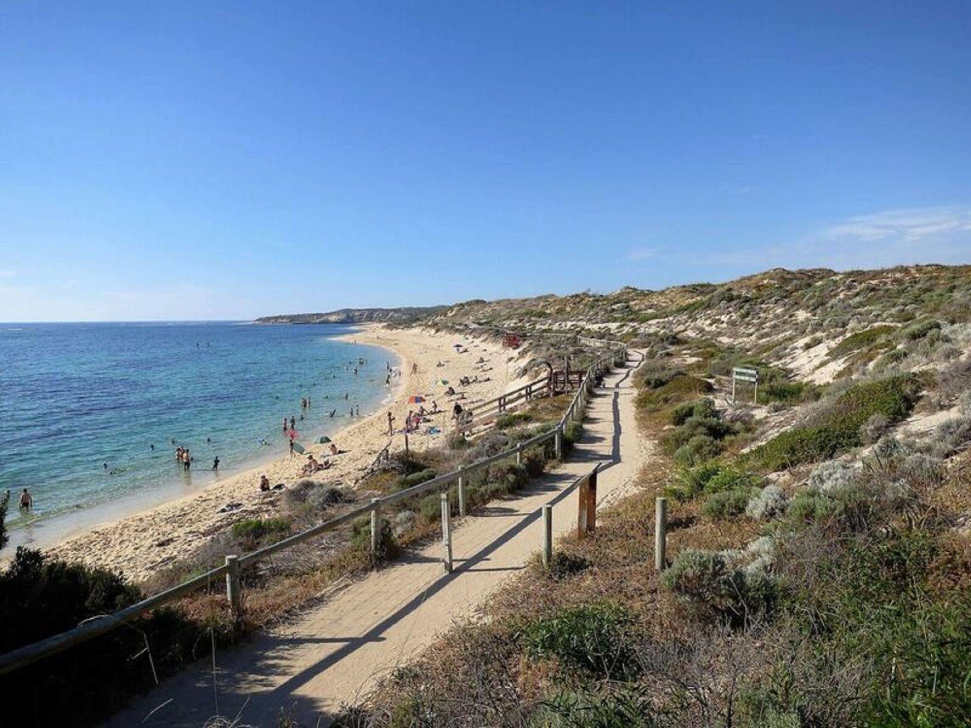 Margarets Beach Resort Margaret River Exterior photo